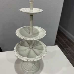 Pottery barn, jewelry holder